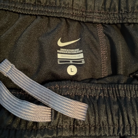 Nike Men’s Sport Pants L - Black with Gray Stripe - Picture 4 of 5